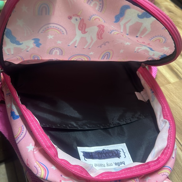 wildkin unicorn backpack - Picture 3 of 3